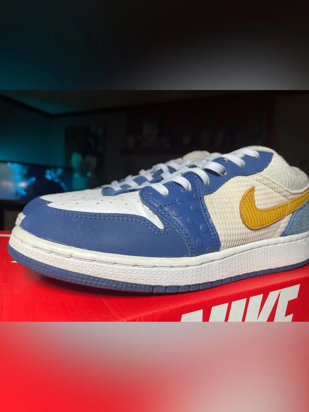 Jordan 1 Low SE Messy Room (GS) Size 7Y